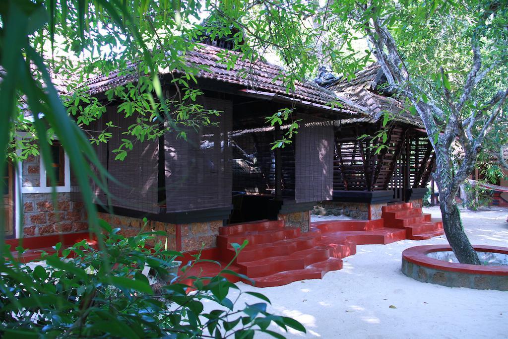 Arakkal Heritage Mararikulam Exterior foto