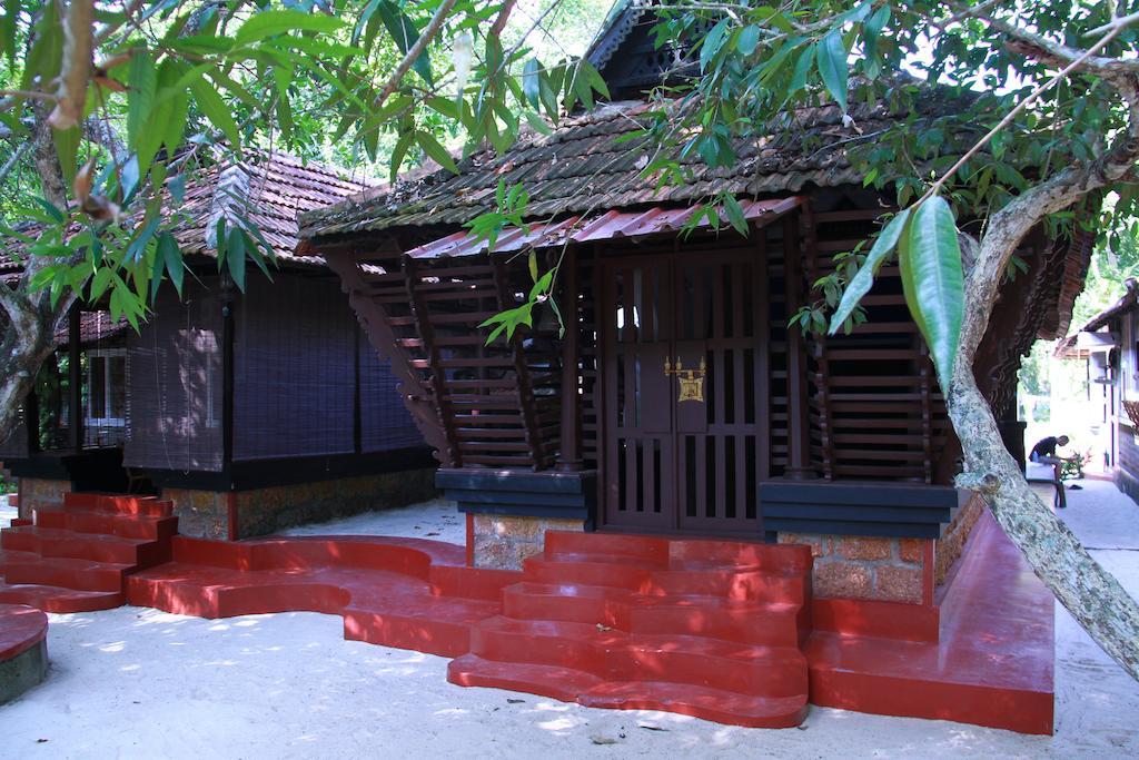 Arakkal Heritage Mararikulam Exterior foto